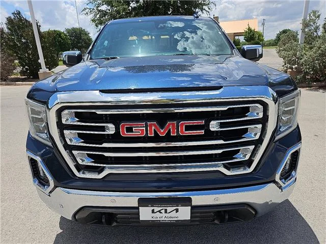 Used 2020 Pacific Blue Metallic GMC SLT 4x2 Crew Cab 5.75 ft. box 147.4 in. WB image 6