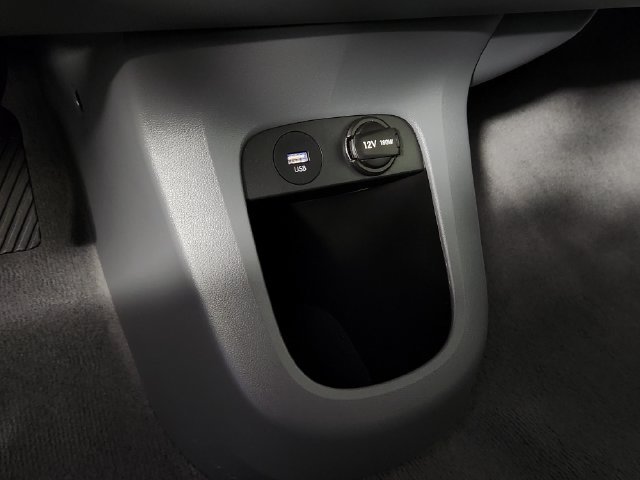 Certified Used 2024 White Hyundai SEL image 28