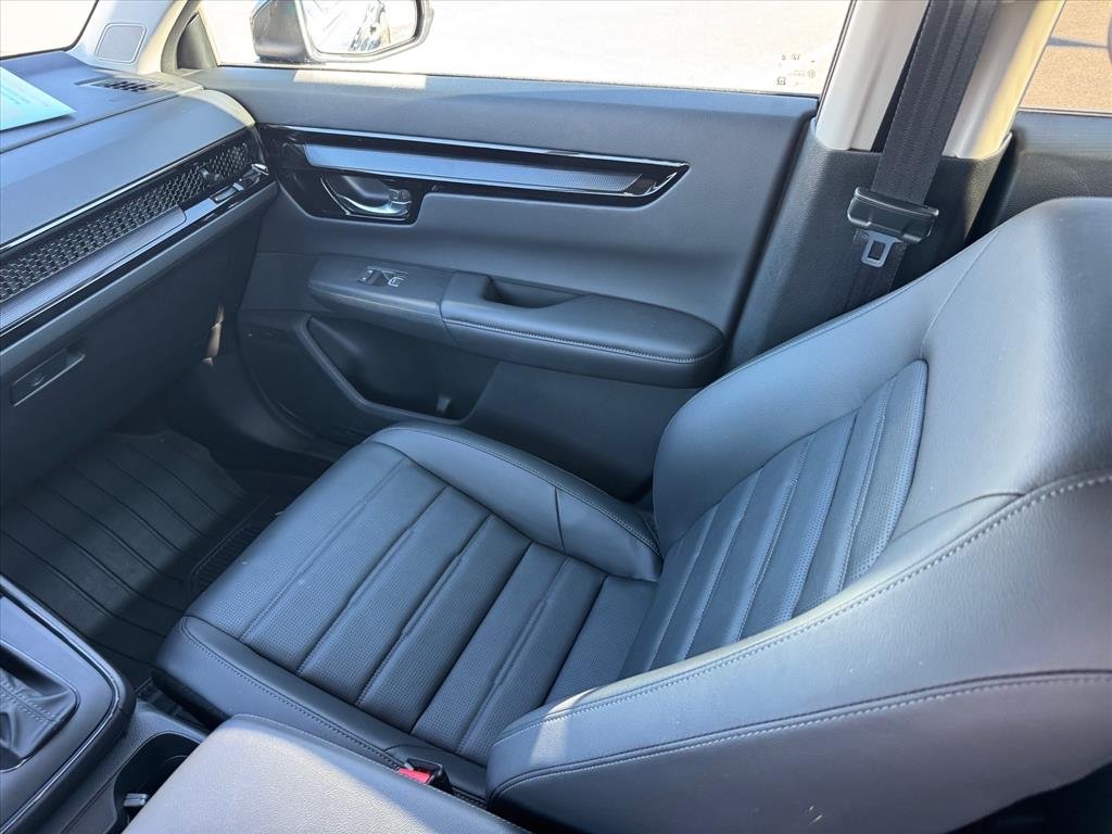 Used 2026 Solar Silver Metallic Honda EX-L image 14