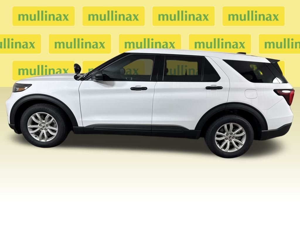 New 2025 White Ford Base image 2