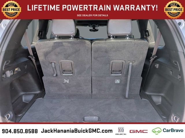 Used 2023 Silver Jeep Altitude image 11