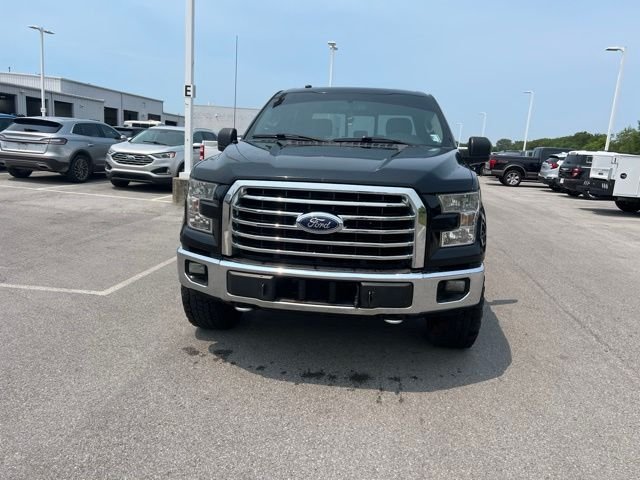 Used 2017 Shadow Black Ford XLT image 5