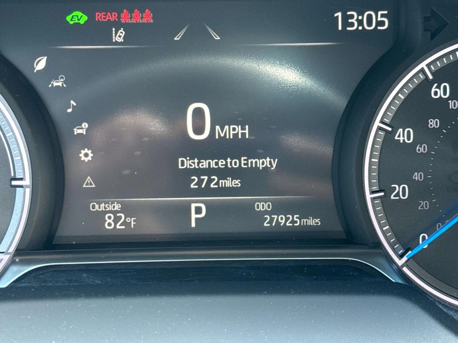 Used 2023 Silver Toyota LE AWD (Natl) image 27