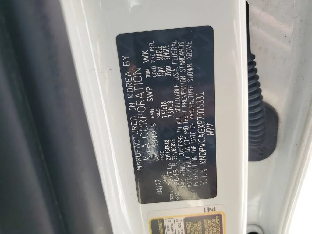 Used 2023 White Kia EX image 25