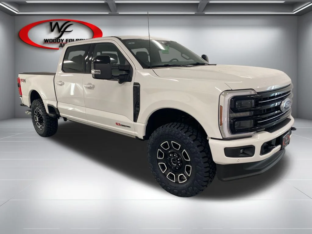New 2026 Star White Metallic Tri-Coat Ford F-250® Platinum® image 4