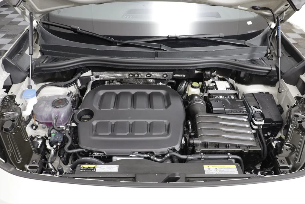 New 2026 Sandstone Volkswagen SEL R-Line Turbo image 26