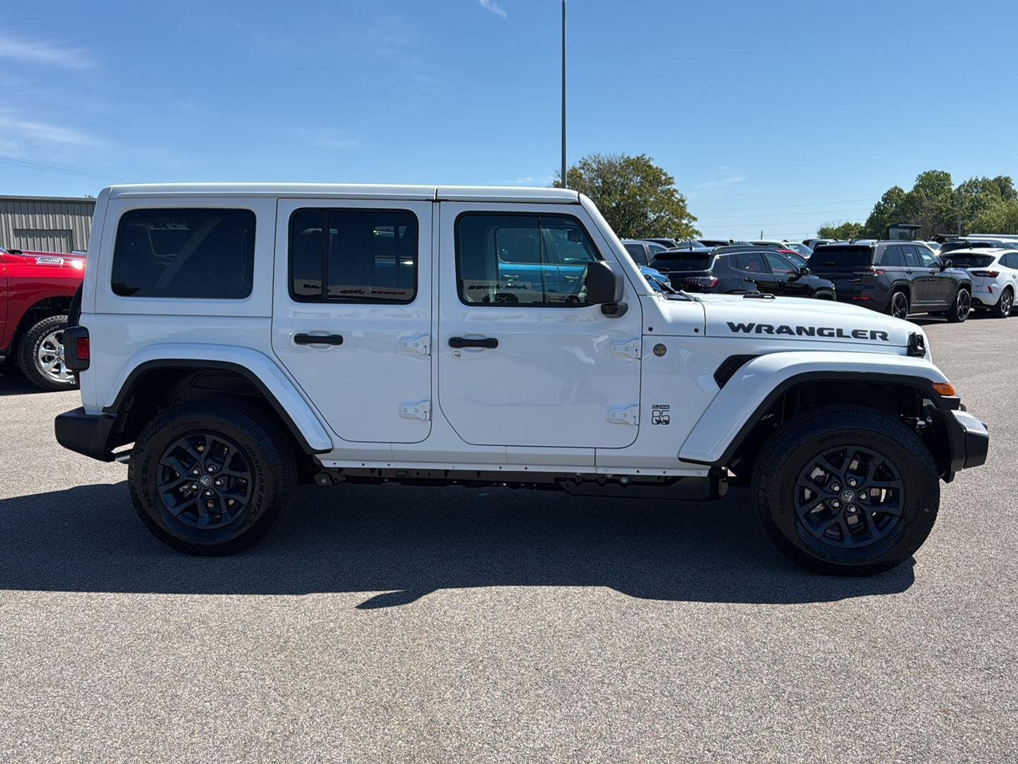 New 2026 Bright White Clear-Coat Exterior Paint Jeep 85th Anniversary image 8