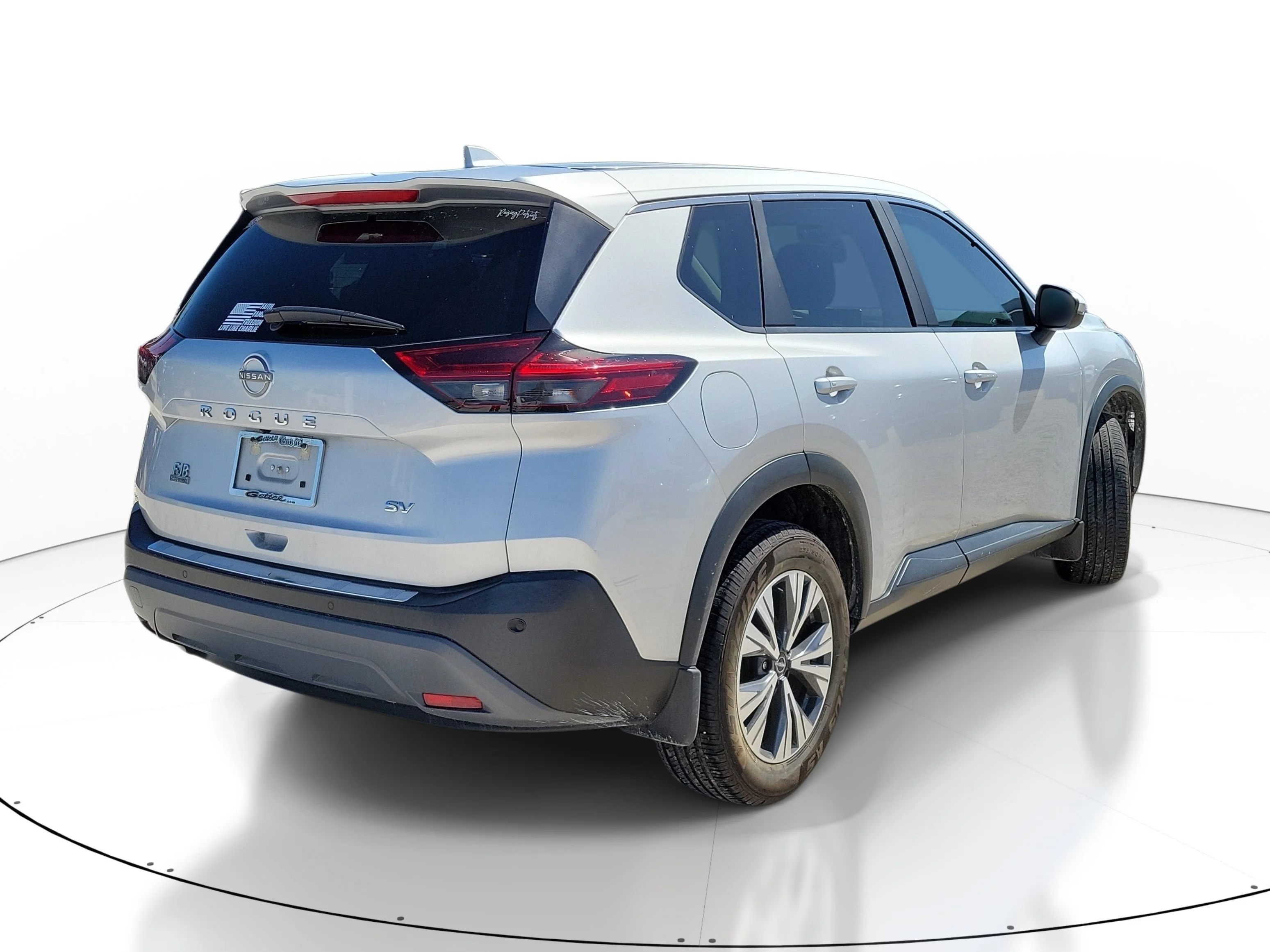 Used 2023 Brilliant Silver Metallic Nissan SV image 6