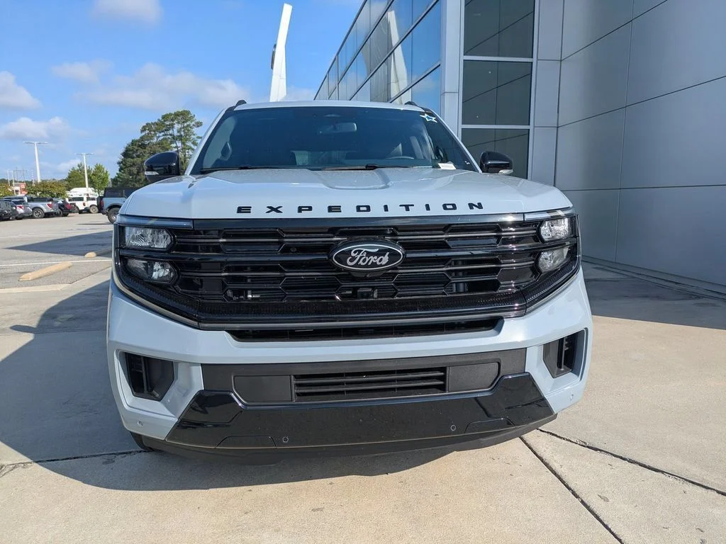 2025 Ford Expedition Platinum - Photo 8