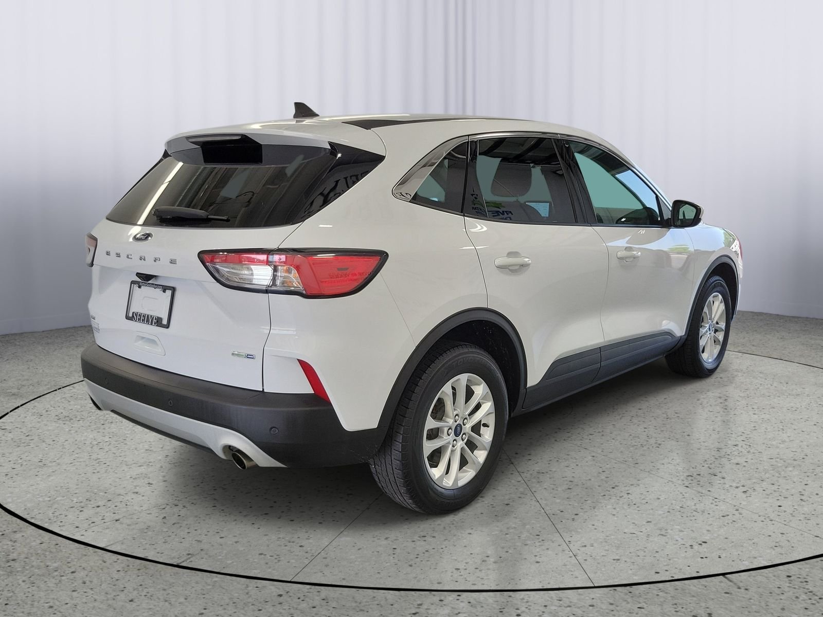 Used 2020 Ford Escape SE with VIN 1FMCU9G64LUB25639 for sale in Paw Paw, MI