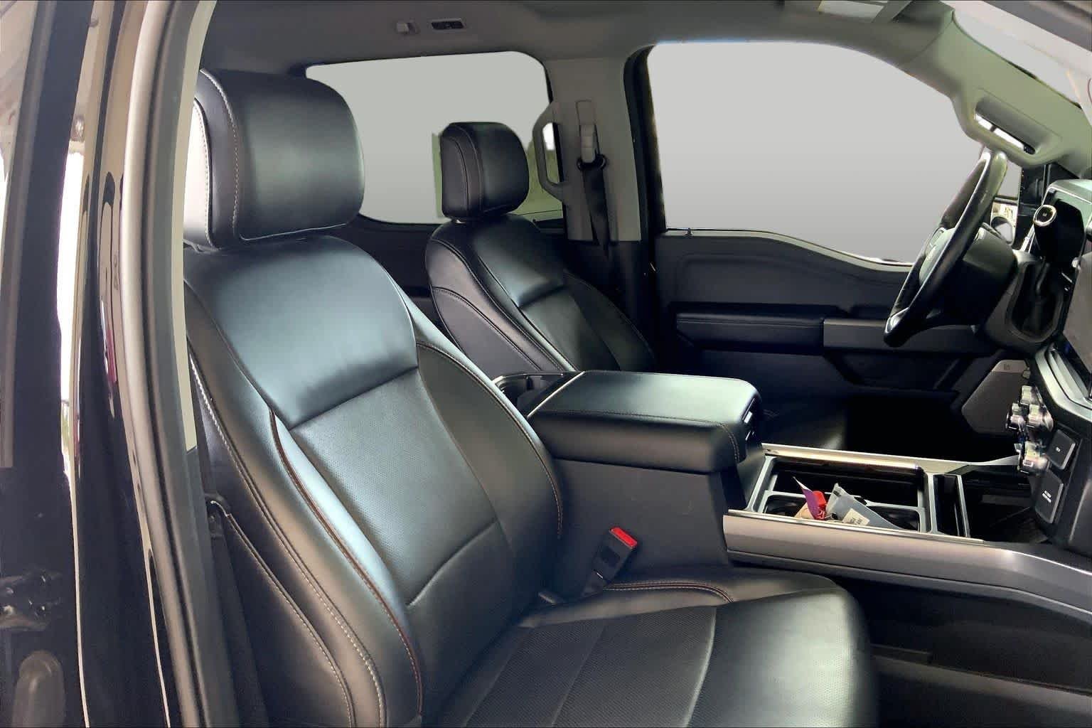 Used 2024 Agate Black Ford LARIAT image 9