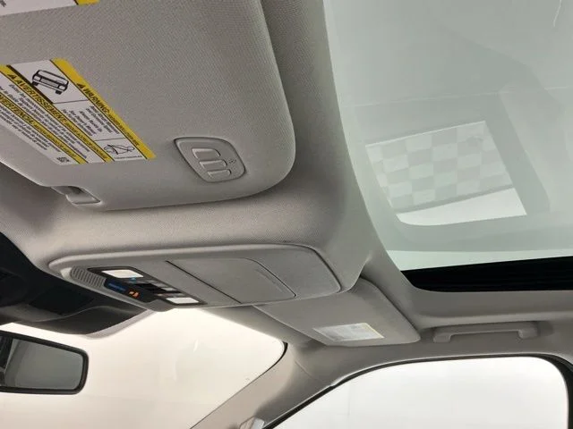 Used 2025 White Ford Platinum image 27