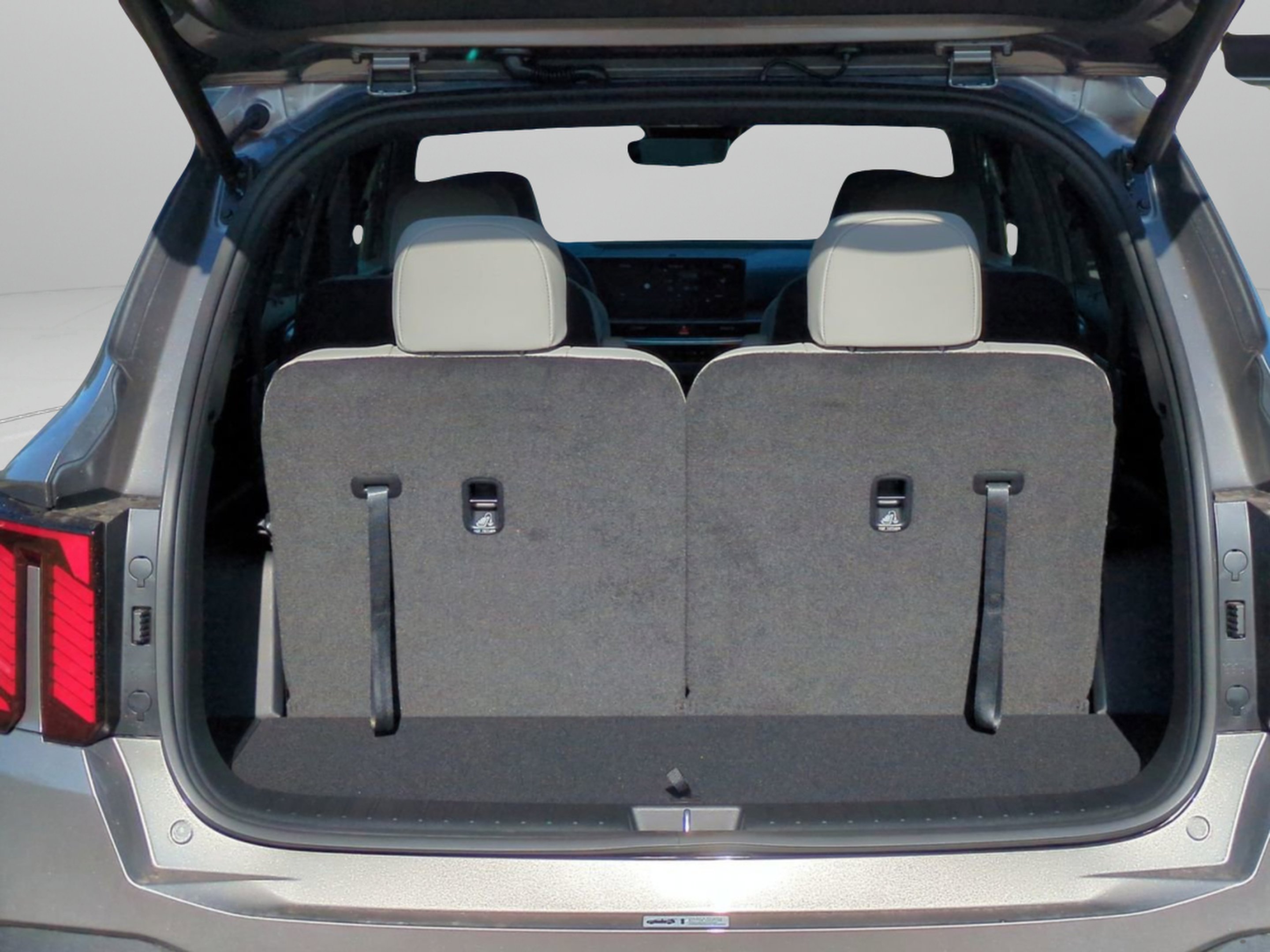 New 2026 Volcanic Sand Kia X-Line SX Prestige image 10