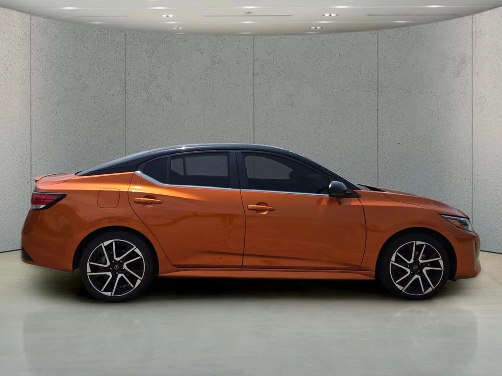 Used 2025 Orange Nissan SR image 6