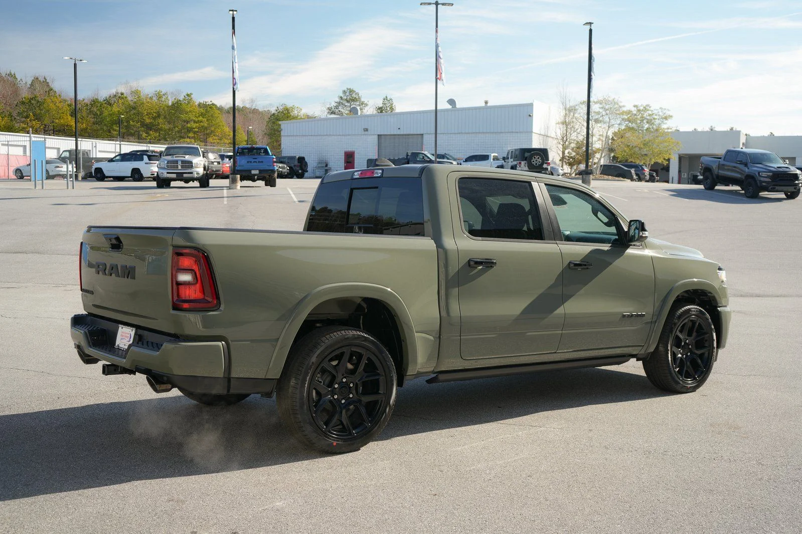 New 2026 Canyon Lake Exterior Paint RAM Laramie image 10