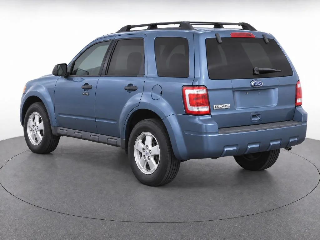 Used 2011 Blue Ford XLT image 4