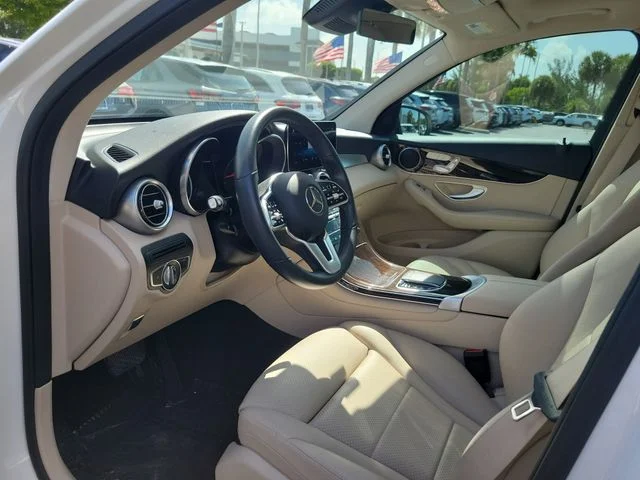 Used 2022 White Mercedes-Benz GLC 300 image 15