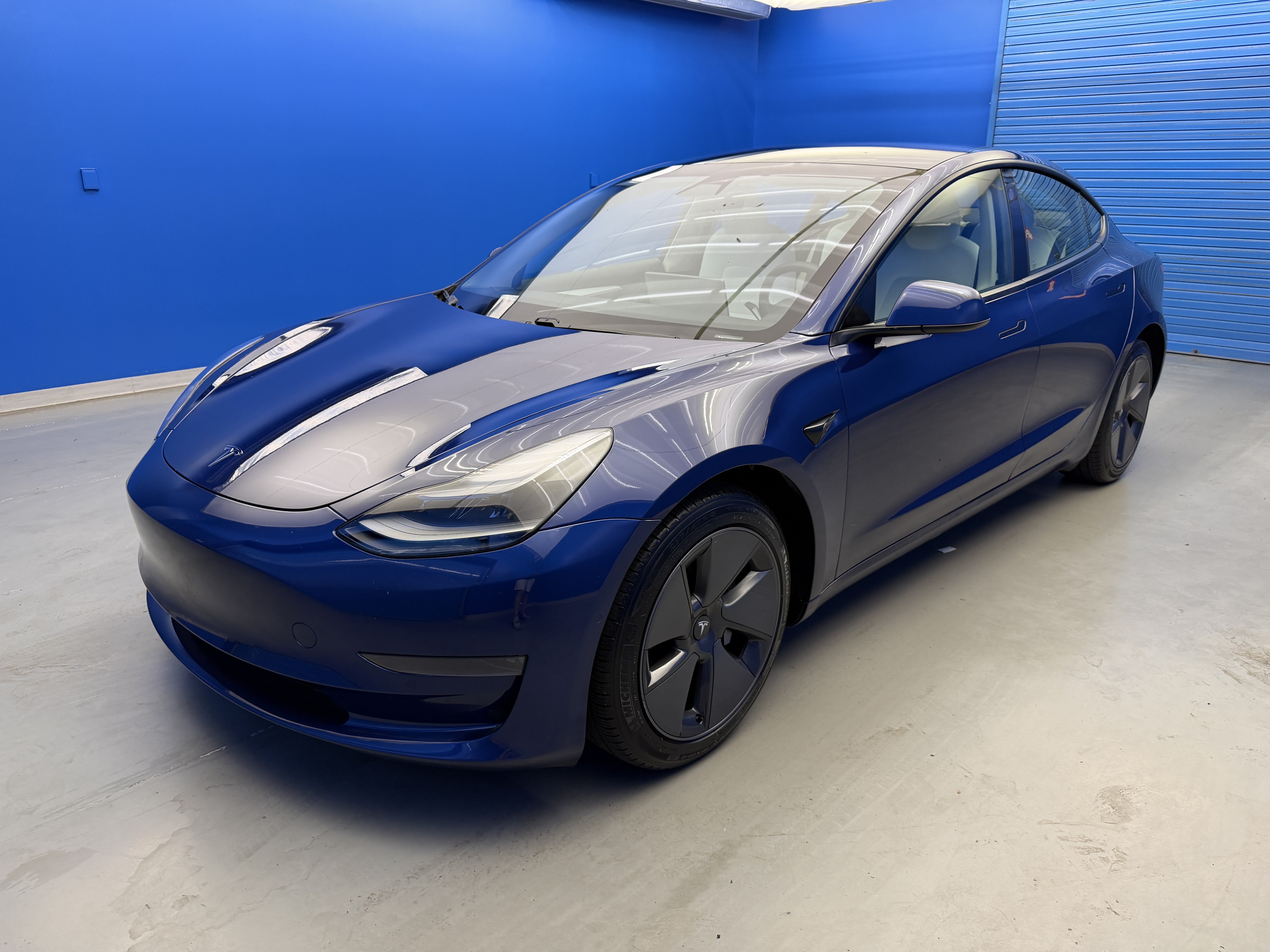 Used 2021 Deep Blue Metallic Tesla Standard Range Plus image 4