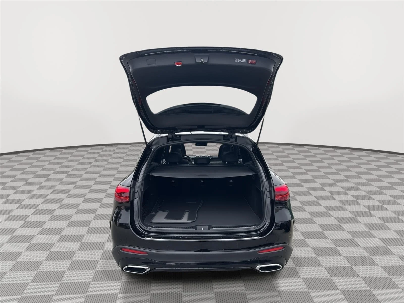 New 2026 Black Mercedes-Benz GLC 300 image 29