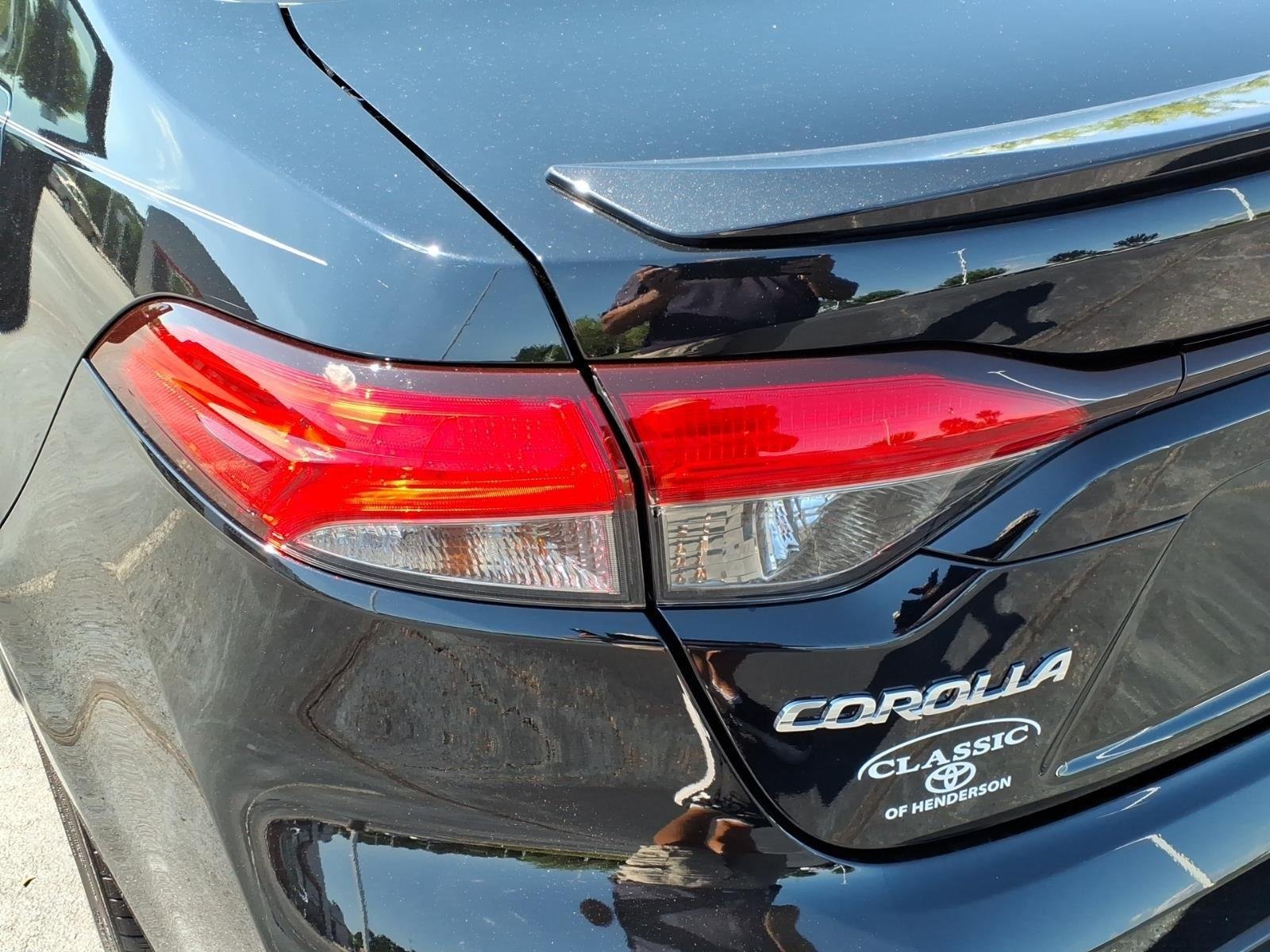 Used 2023 Midnight Black Metallic Toyota XSE image 17