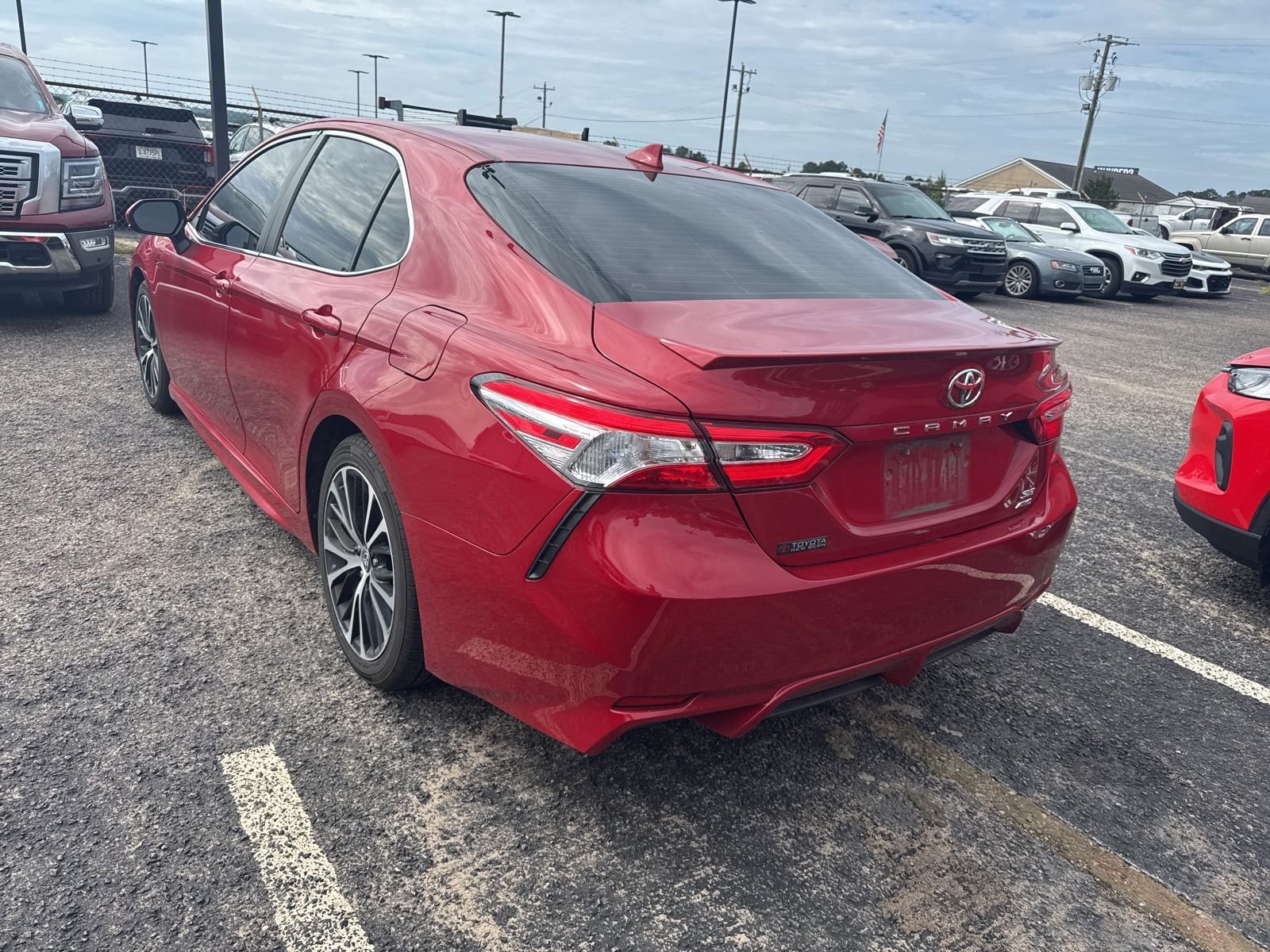 Used 2020 Red Toyota SE image 4