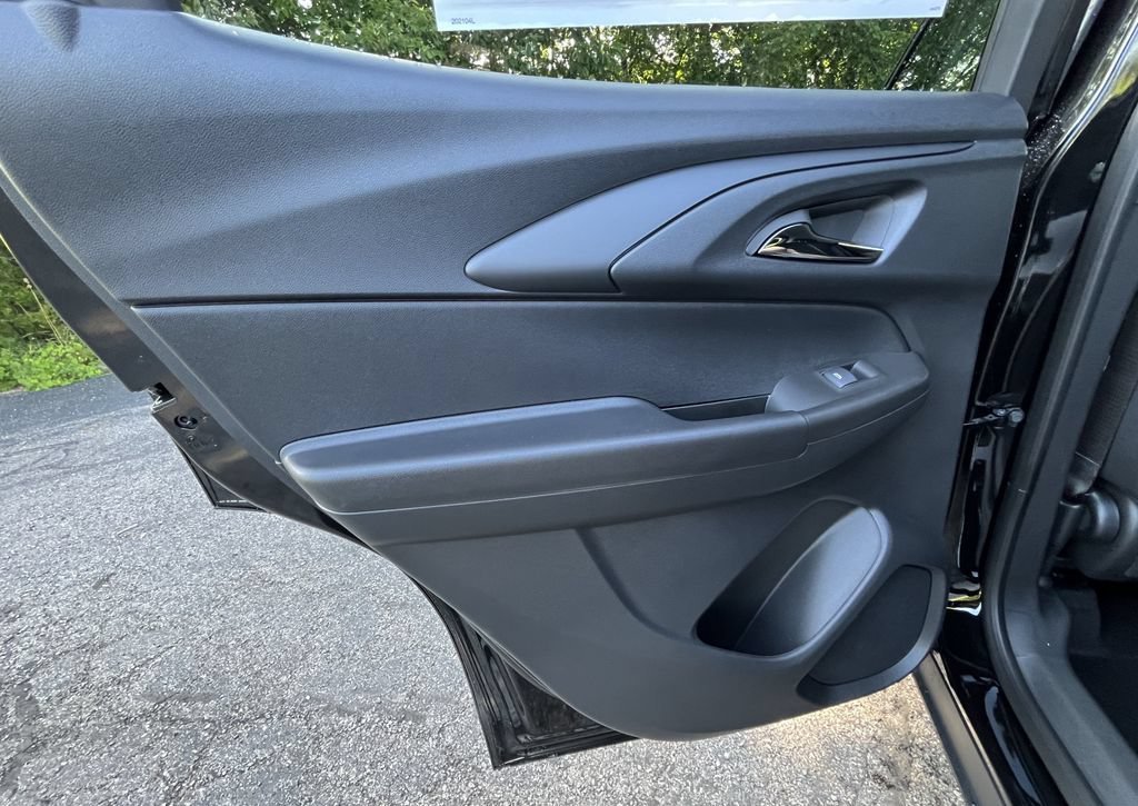 2026 Chevrolet Trailblazer LS - Photo 13