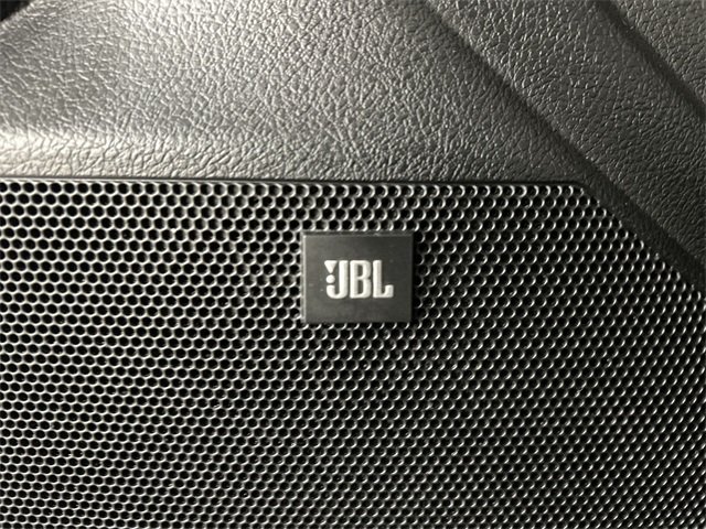 2018 Toyota Avalon Hybrid Plus XLE Premium Limited photo 2