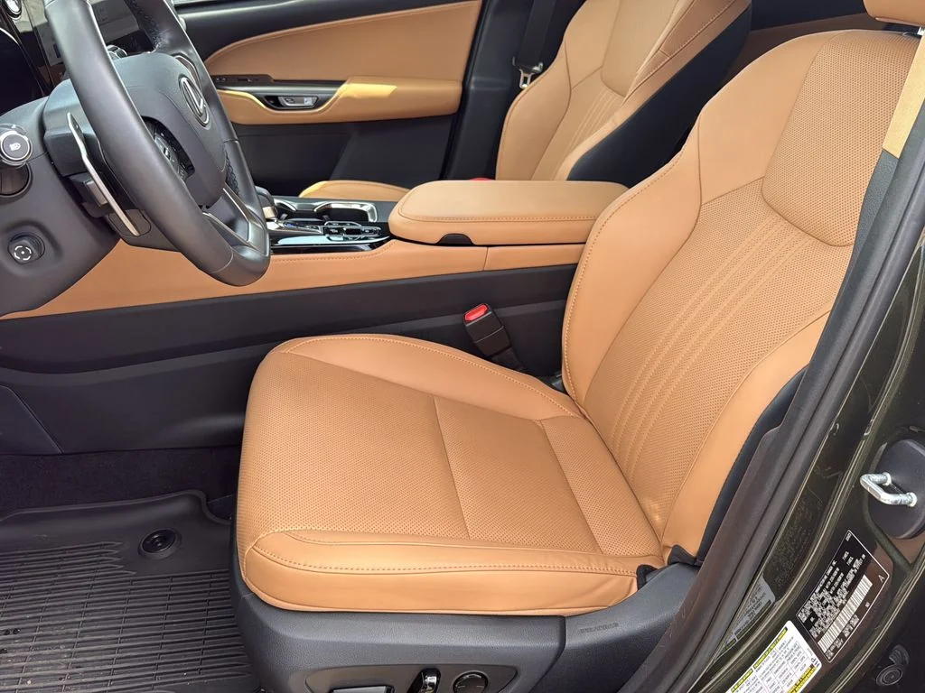 Used 2023 Green Lexus 350 Premium image 12