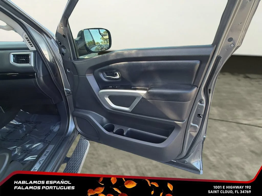 Used 2017  Nissan SV image 32