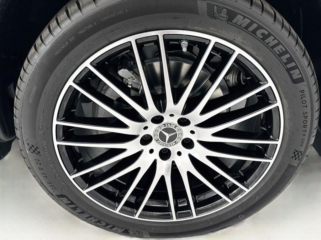 New 2027 Obsidian Black Metallic Mercedes-Benz GLC 300 image 31