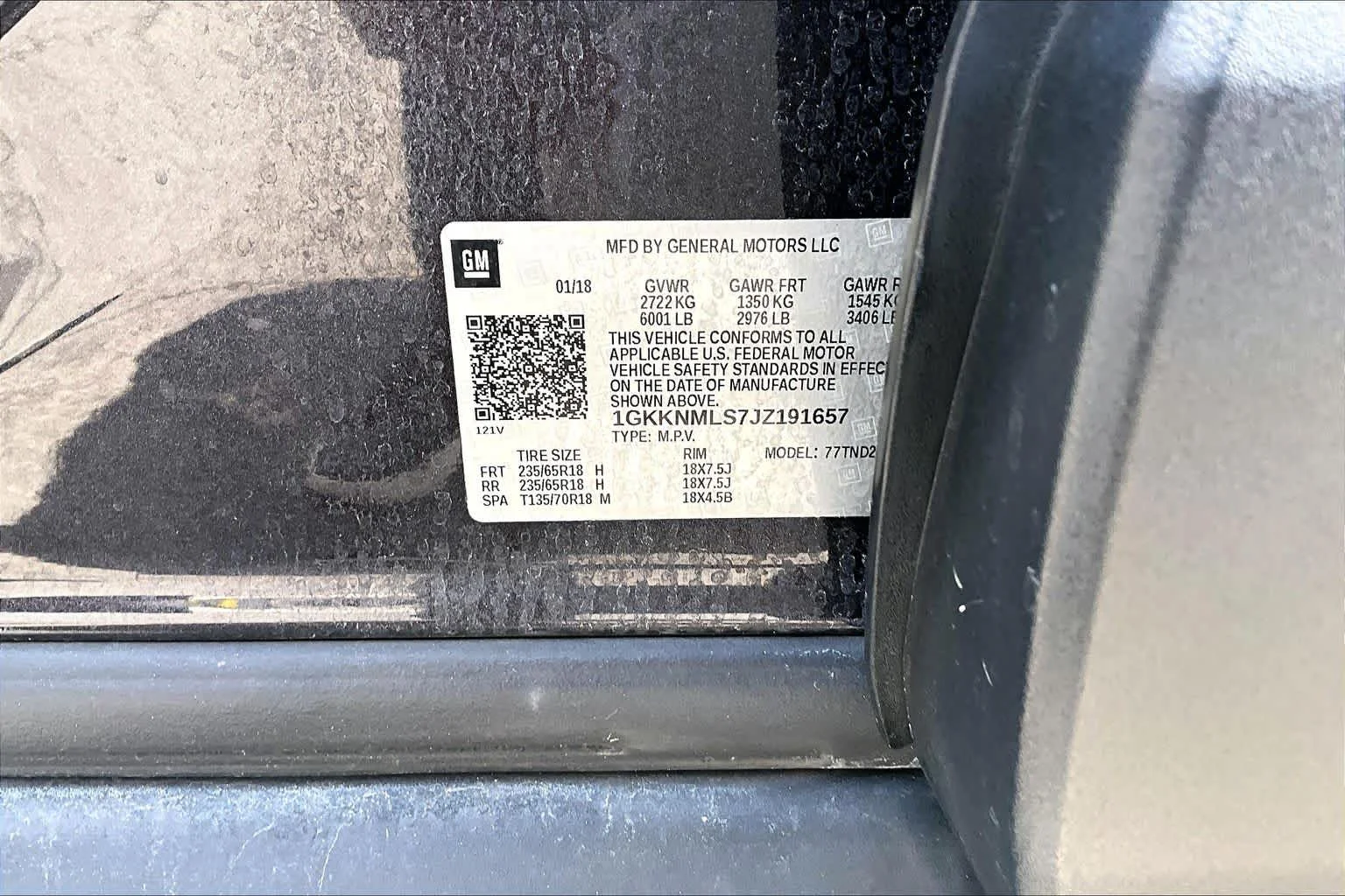 Used 2018 Iridium Metallic GMC SLT image 35