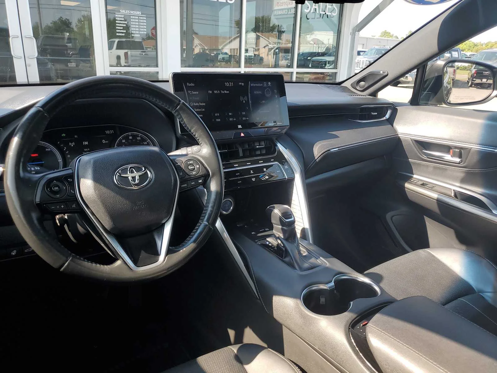 2022 Toyota Venza Limited - Photo 20