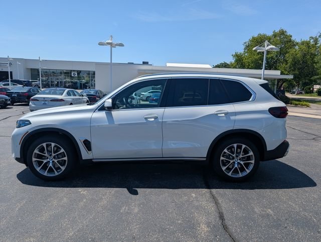 2024 BMW X5 xDrive40i's photo