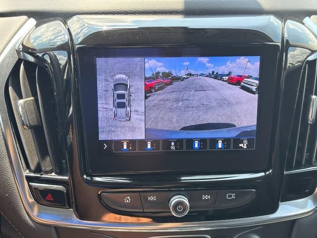 Used 2021 SILVER ICE METALLIC Chevrolet RS image 22