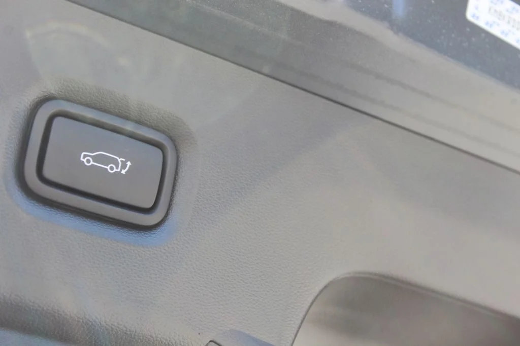 New 2024 Black Hyundai Limited image 11