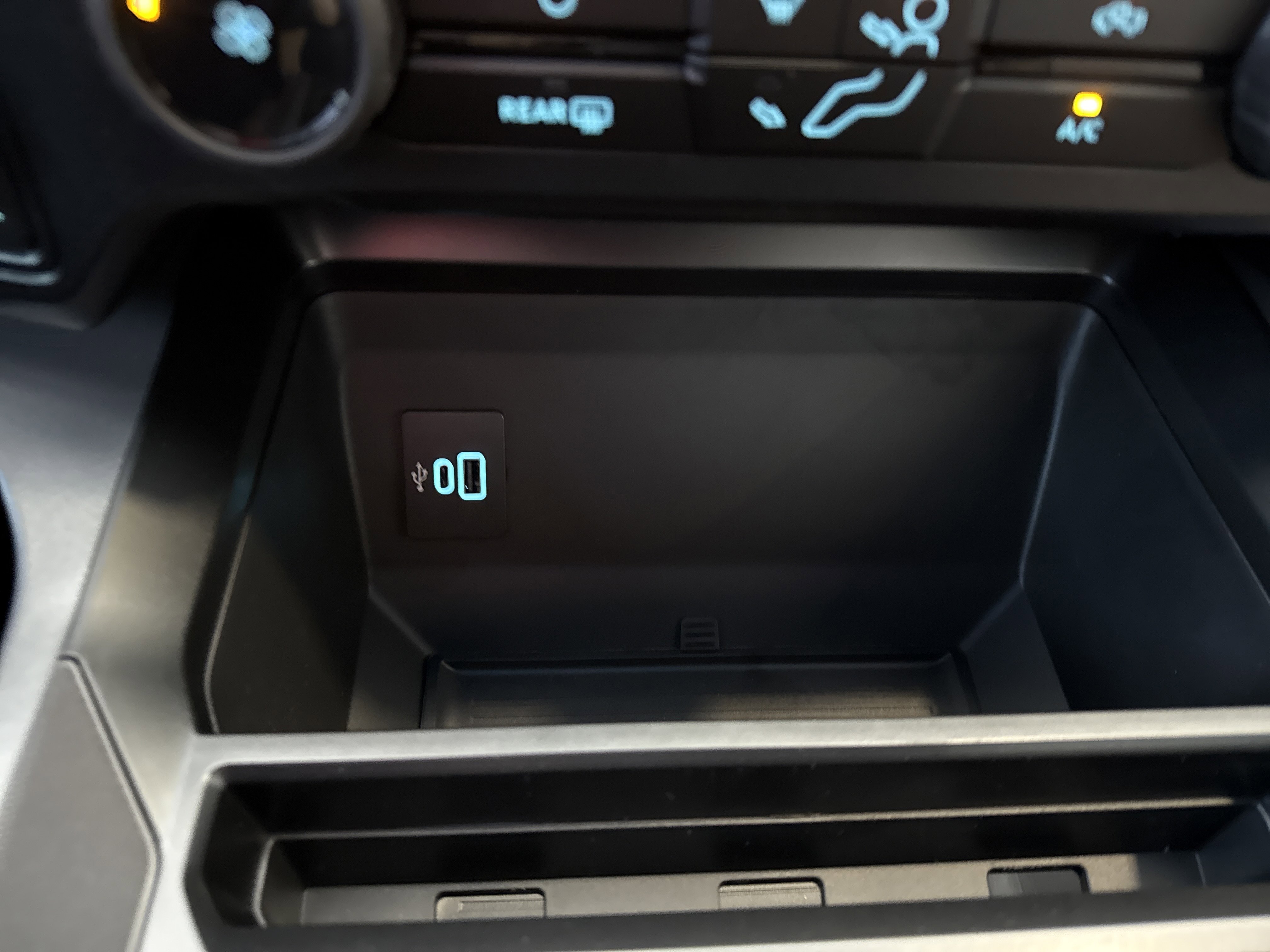 2026 Ford F-350 Super Duty XLT - Photo 26