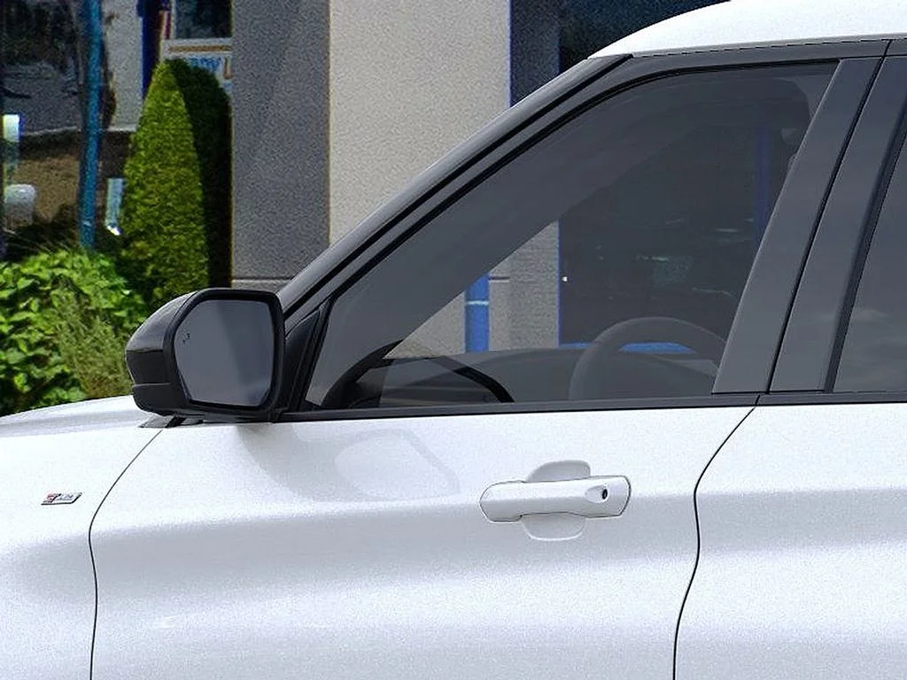 New 2026 Star White Metallic Tri-Coat Ford ST-Line image 20