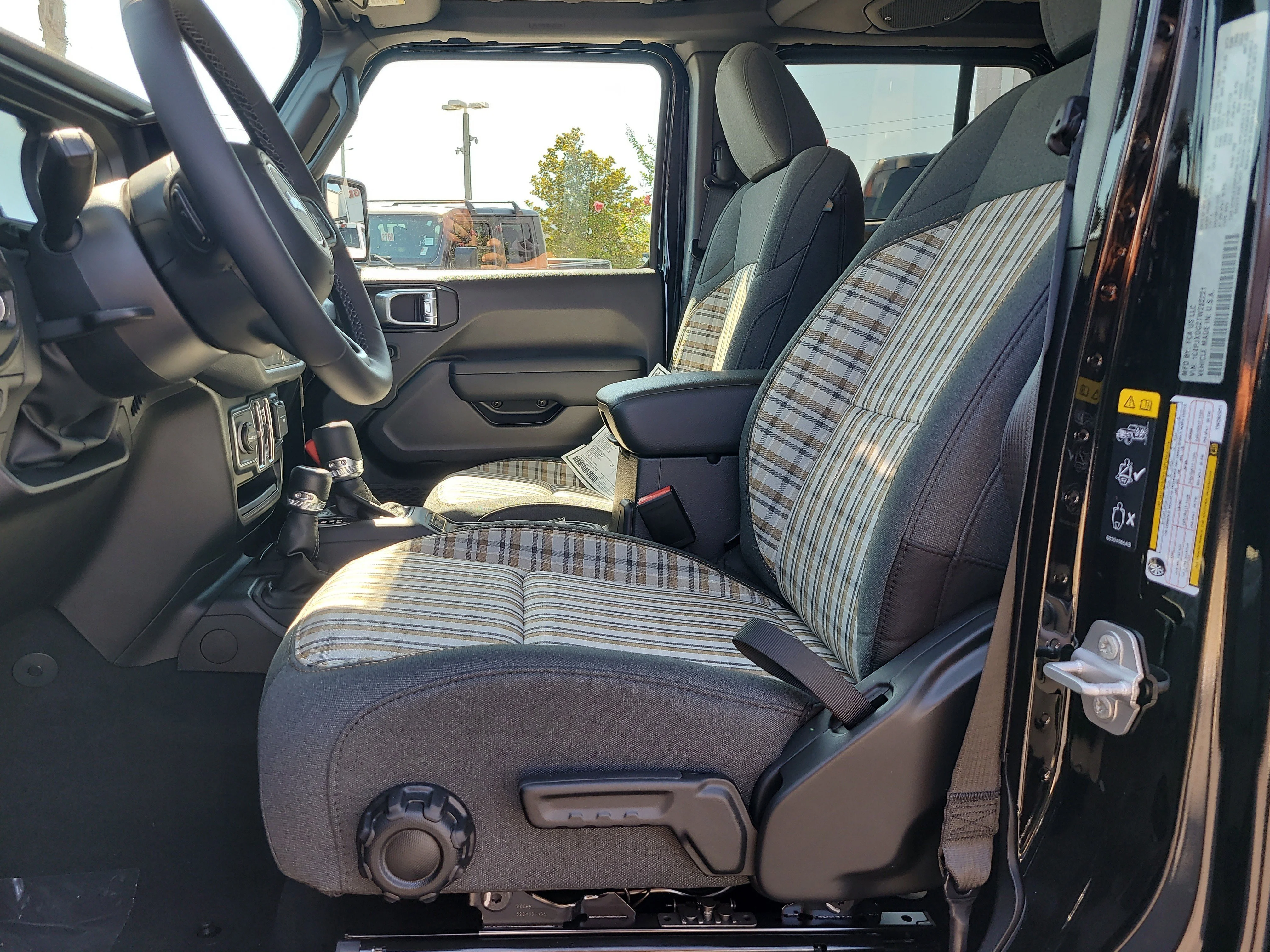 New 2026 Black Clearcoat Jeep 85th Anniversary image 13
