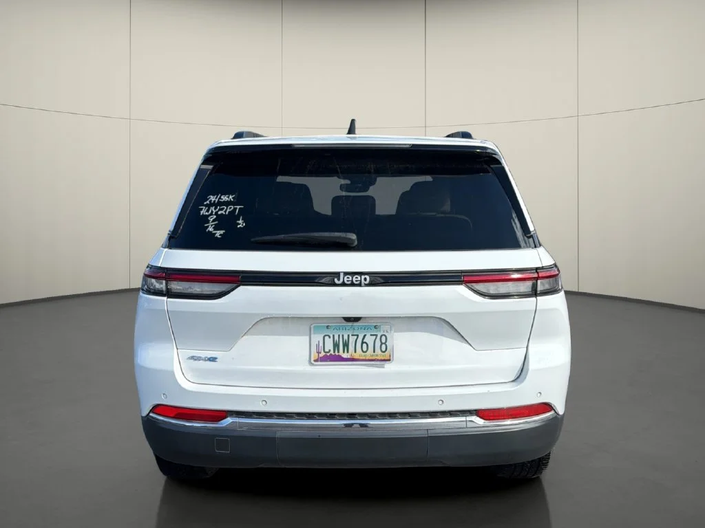 Used 2024 White Jeep 4xe image 6