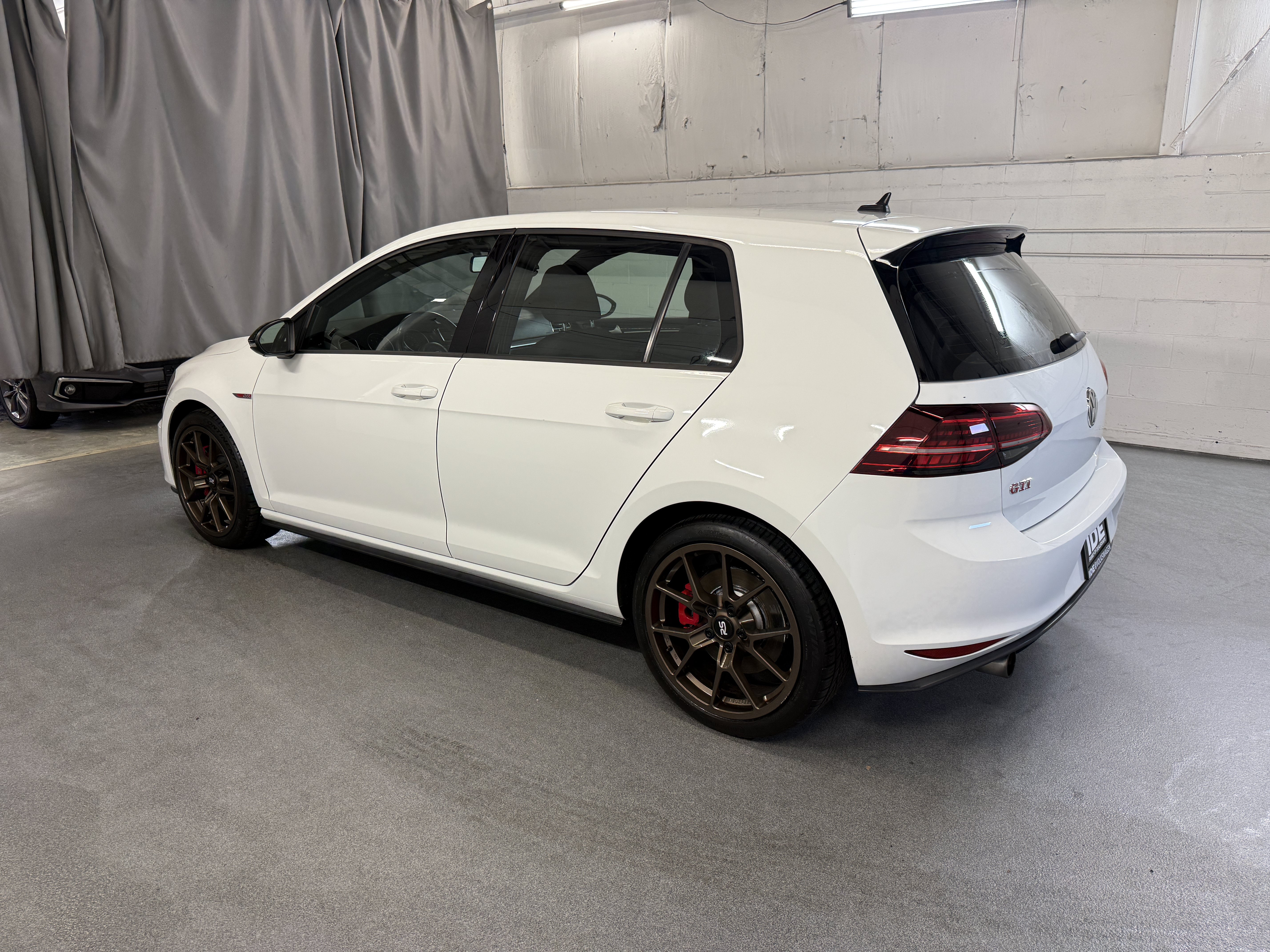 Used 2017 Pure White Volkswagen Sport image 6
