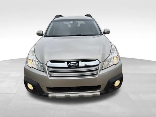 Used 2014 Gray Subaru 2.5i image 8
