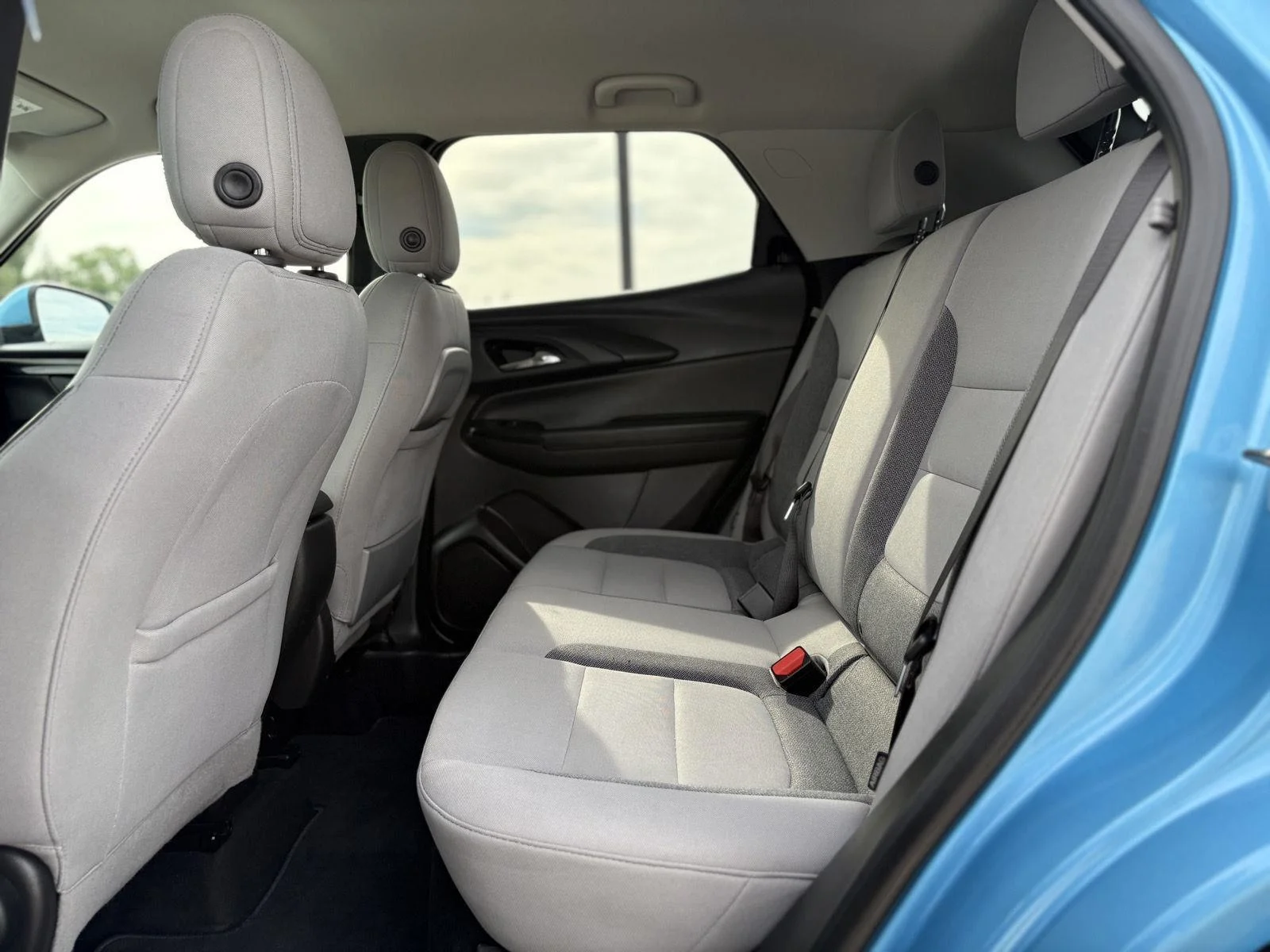 Used 2025 Marina Blue Metallic Chevrolet LT image 12