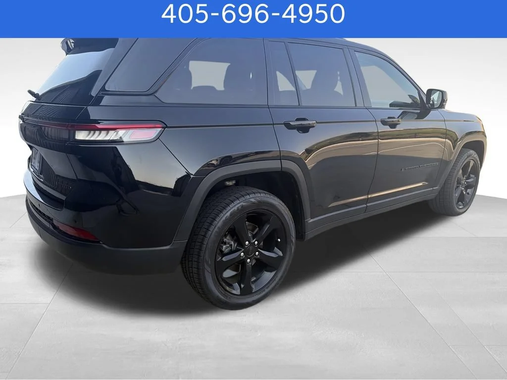 Pre-Owned 2023 Jeep Grand Cherokee Limited