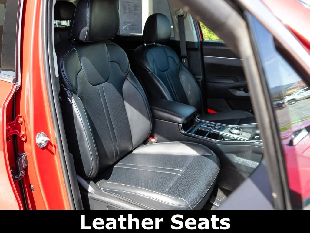 Used 2023 Red Kia EX image 9