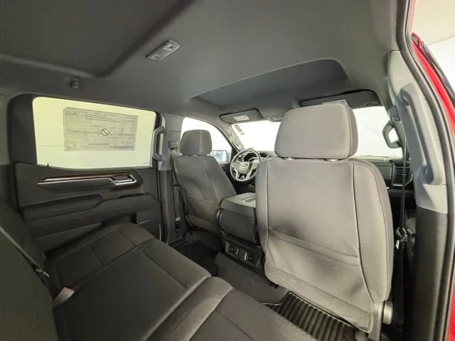 2026 GMC Sierra 1500 SLE - Photo 38