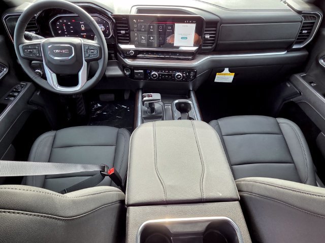 2026 GMC Sierra 1500 SLT - Photo 6