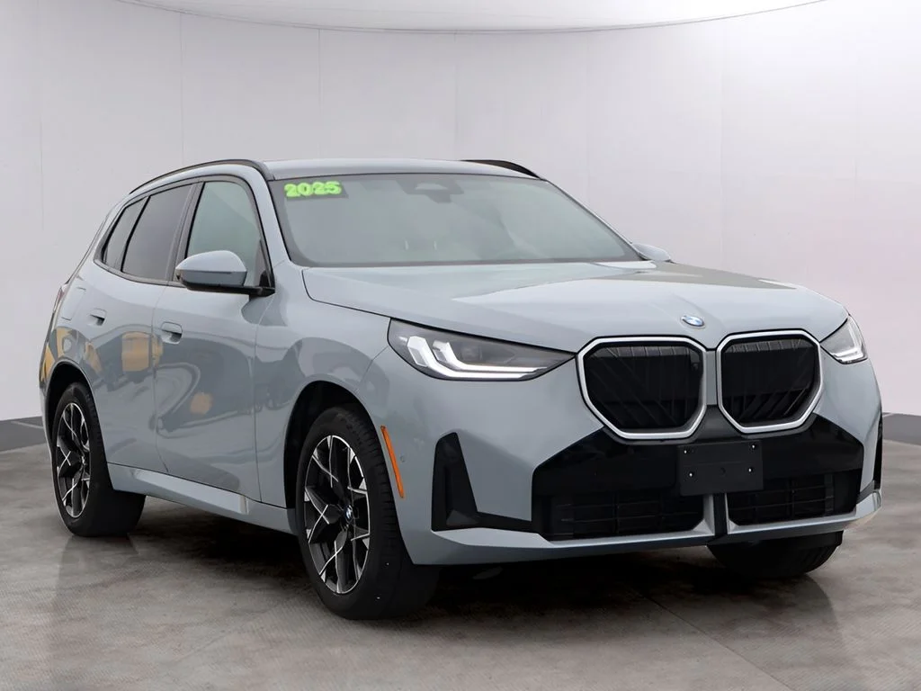 Used 2025 Brooklyn Gray Metallic BMW 30 xDrive image 3