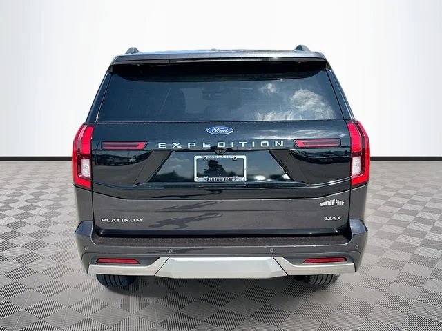 New 2026 Gray Ford Platinum image 5