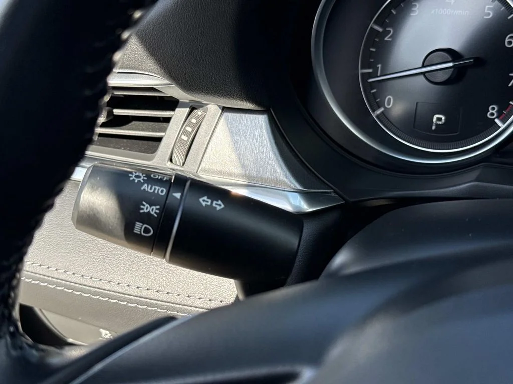 Used 2021 Blue Mazda Touring image 39