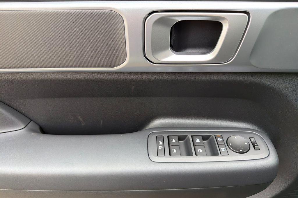 New 2026 Gray Hyundai SE image 8